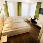 فندق Hotel-restaurant Ochsen بلاوبويرن
