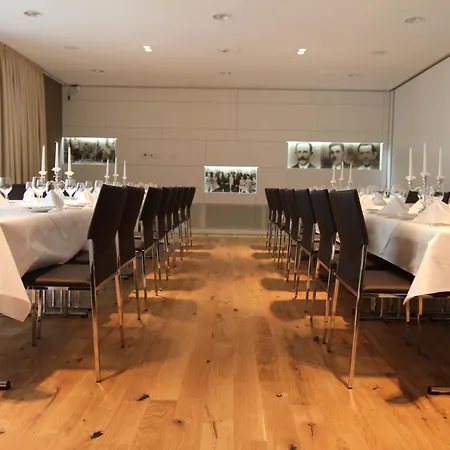 Hotel-restaurant Ochsen מלון 3*