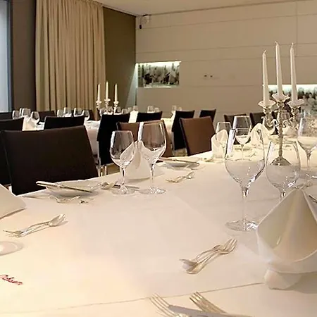 Hotel-restaurant Ochsen فندق بلاوبويرن