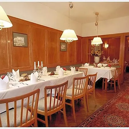Hotel-restaurant Ochsen بلاوبويرن